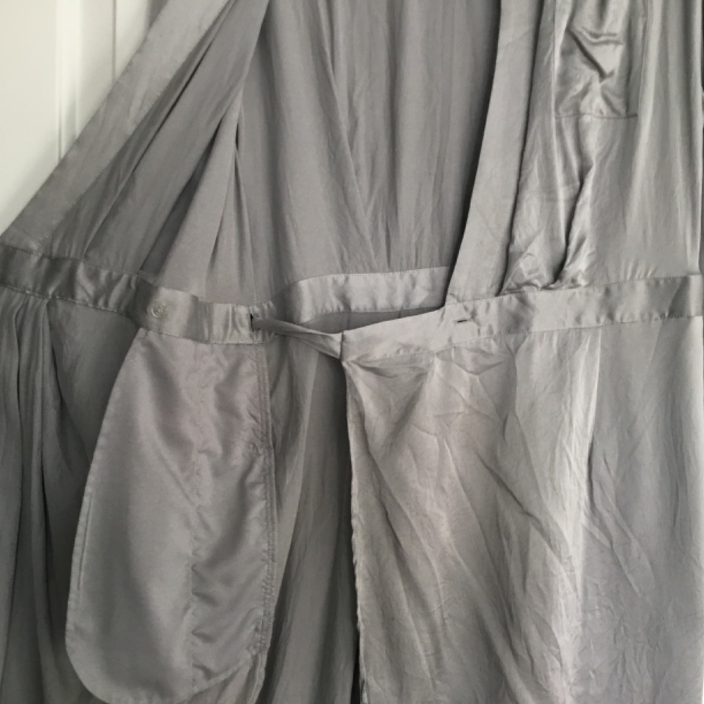 Banana Republic Silk Wrap Dress - Picture 4 of 4